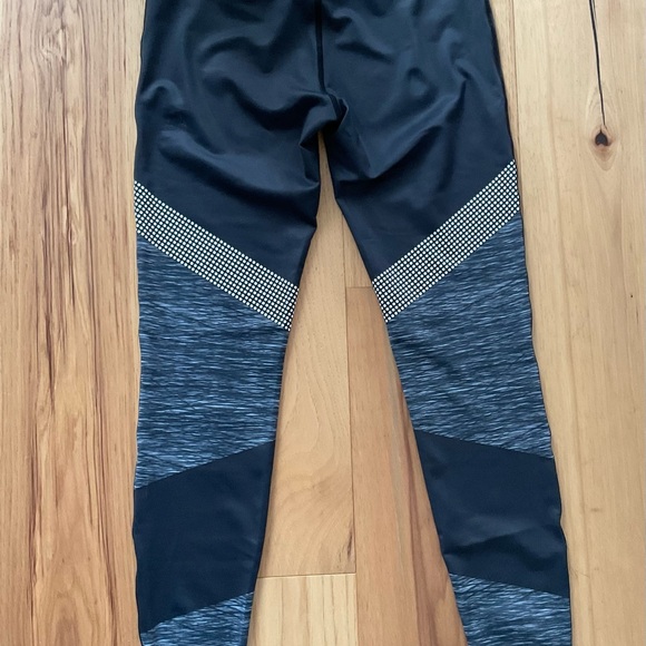 Hylete Motiv Black Tight/Leggings, Size Small - Picture 2 of 5